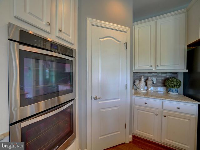 2112 GABLE DR, Jessup, MD 20794