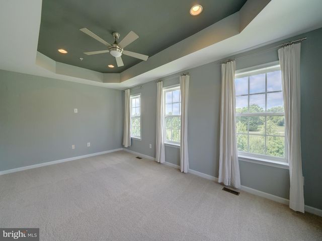 2112 GABLE DR, Jessup, MD 20794