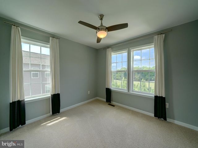2112 GABLE DR, Jessup, MD 20794
