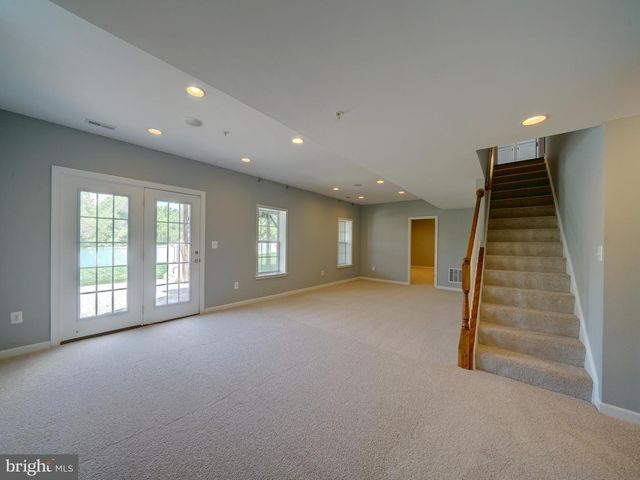 2112 GABLE DR, Jessup, MD 20794