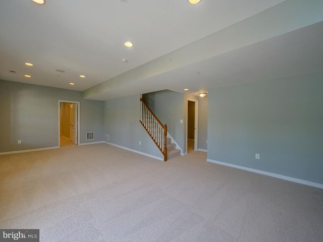 2112 GABLE DR, Jessup, MD 20794