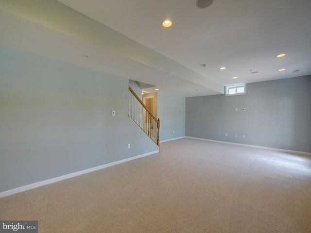 2112 GABLE DR, Jessup, MD 20794