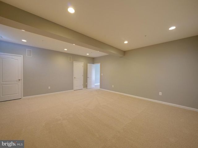 2112 GABLE DR, Jessup, MD 20794