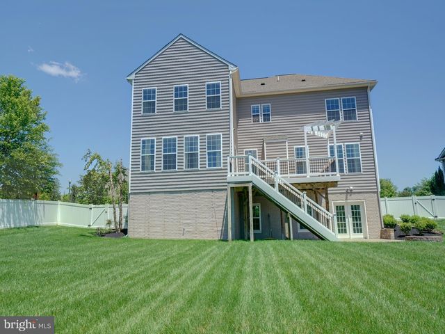 2112 GABLE DR, Jessup, MD 20794
