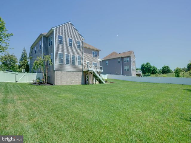 2112 GABLE DR, Jessup, MD 20794