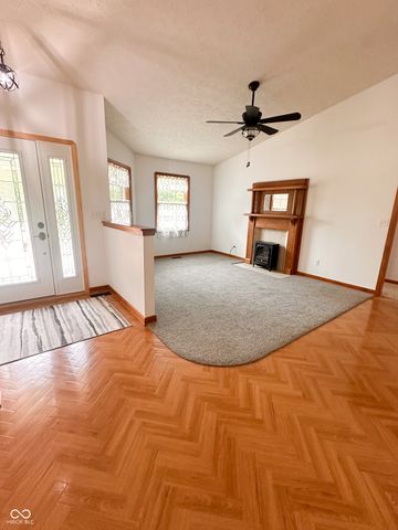 7527 W 1000 S, Fortville, IN 46040
