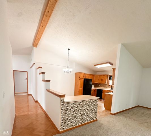 7527 W 1000 S, Fortville, IN 46040