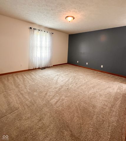 7527 W 1000 S, Fortville, IN 46040