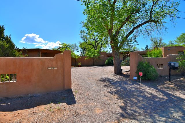1201 Madrid Road, Santa Fe, NM 87505