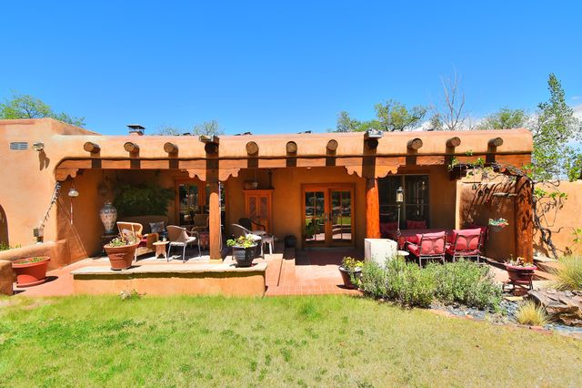 1201 Madrid Road, Santa Fe, NM 87505