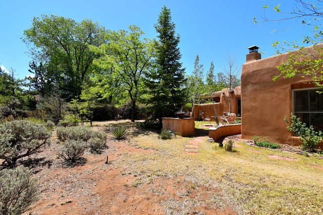 1201 Madrid Road, Santa Fe, NM 87505