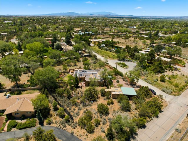 1201 Madrid Road, Santa Fe, NM 87505