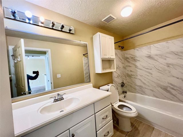 501 KNIGHTS RUN AVENUE 1330, Tampa, FL 33602