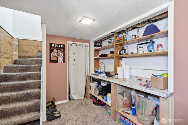 303 NW Hazel Dell Way, Vancouver, WA 98665