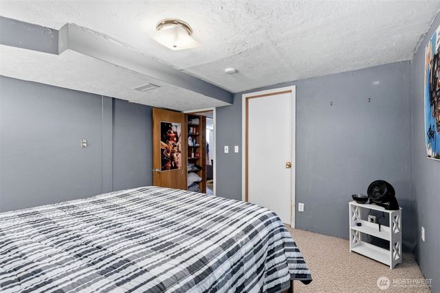 303 NW Hazel Dell Way, Vancouver, WA 98665