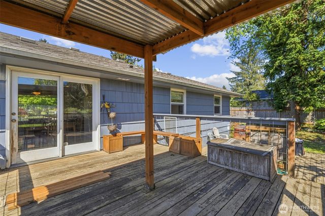 303 NW Hazel Dell Way, Vancouver, WA 98665