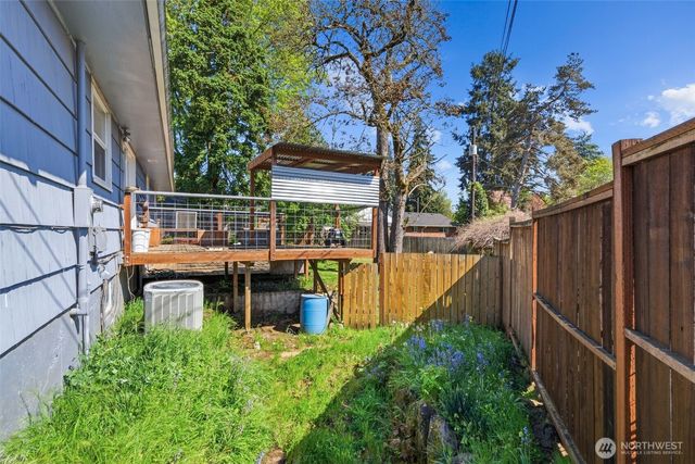 303 NW Hazel Dell Way, Vancouver, WA 98665