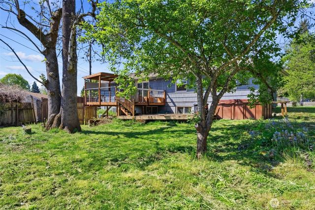 303 NW Hazel Dell Way, Vancouver, WA 98665