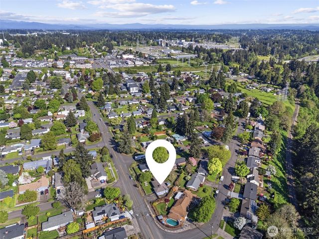 303 NW Hazel Dell Way, Vancouver, WA 98665