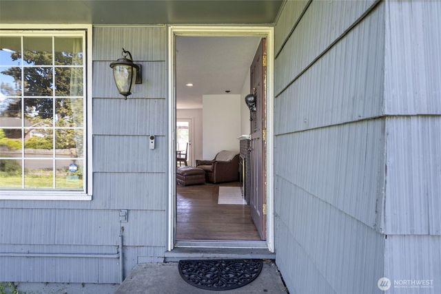 303 NW Hazel Dell Way, Vancouver, WA 98665