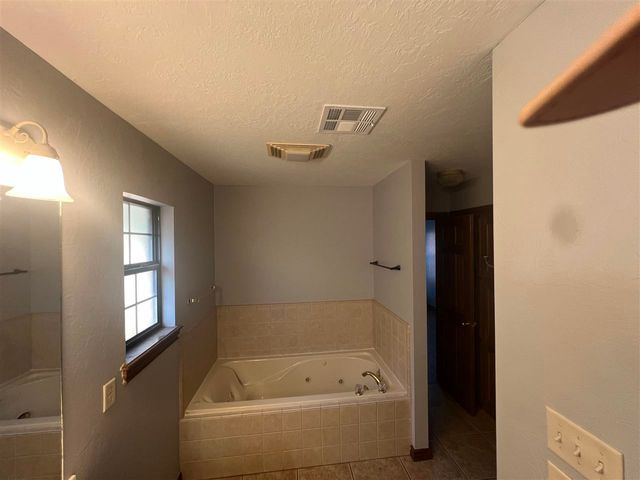 2003 NE 31st, Lawton, OK 73501