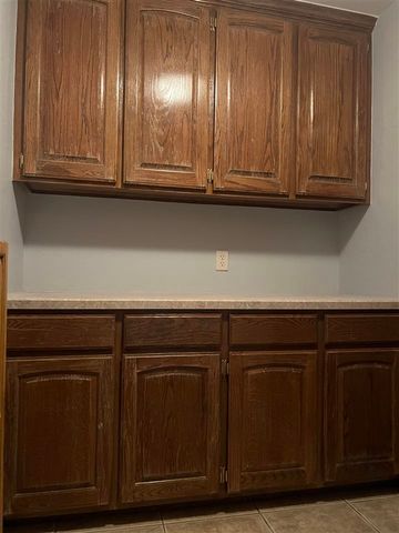 2003 NE 31st, Lawton, OK 73501