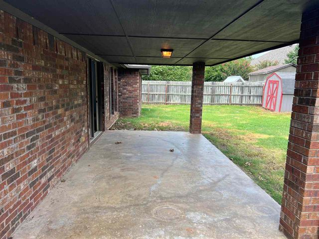 2003 NE 31st, Lawton, OK 73501
