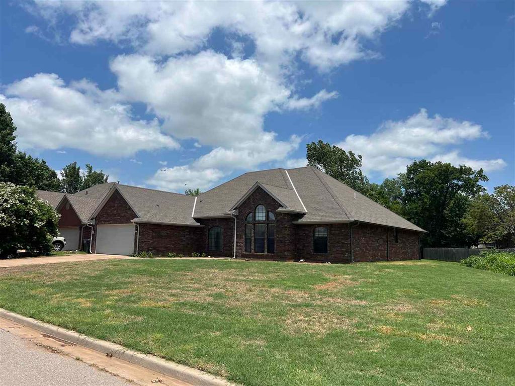 2003 NE 31st, Lawton, OK 73501