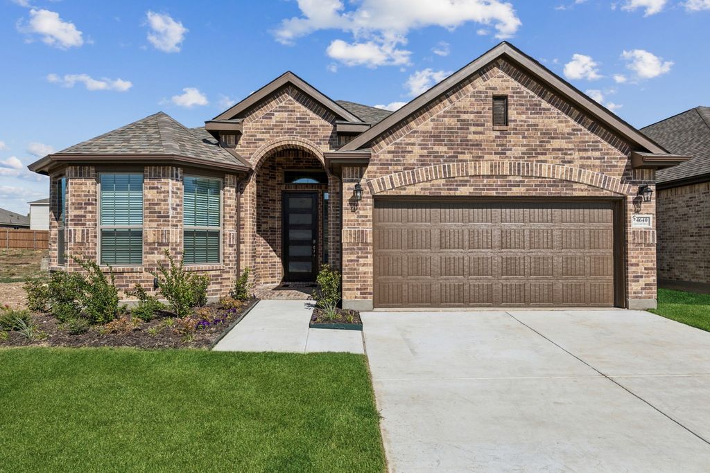 3826 Belleview Place, Heartland, TX 75114