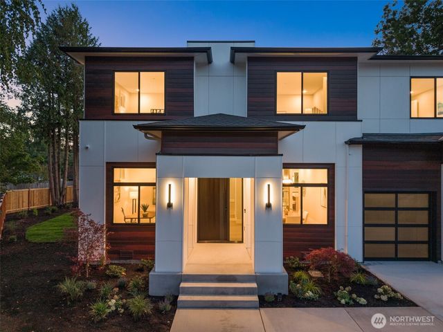 15423 SE 7th Place, Bellevue, WA 98007