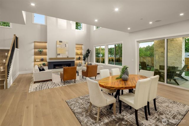 15423 SE 7th Place, Bellevue, WA 98007