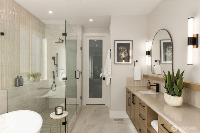 15423 SE 7th Place, Bellevue, WA 98007