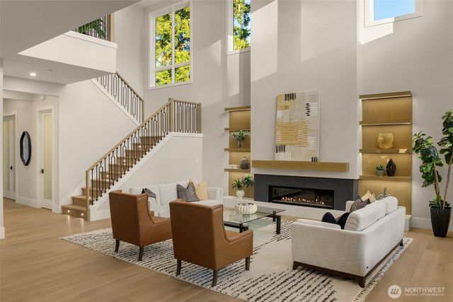 15423 SE 7th Place, Bellevue, WA 98007