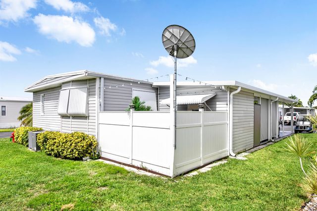 39001 Gayle Bay, Boynton Beach, FL 33436