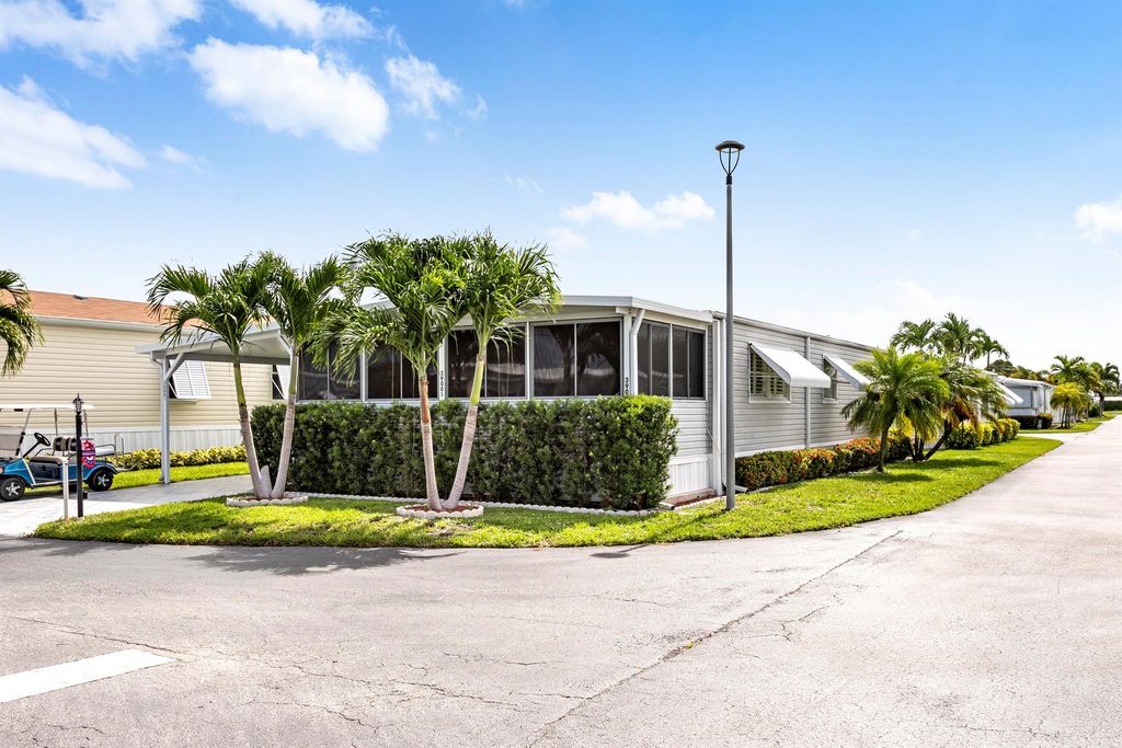 39001 Gayle Bay, Boynton Beach, FL 33436