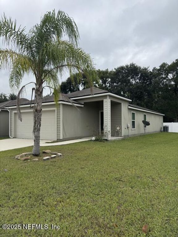 8481 JULIA MARIE Circle, Jacksonville, FL 32210