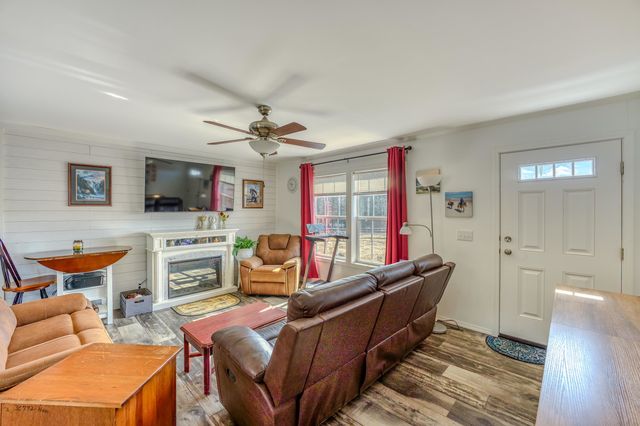 307 Jefferson Road, Whitefield, NH 03598