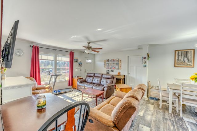 307 Jefferson Road, Whitefield, NH 03598