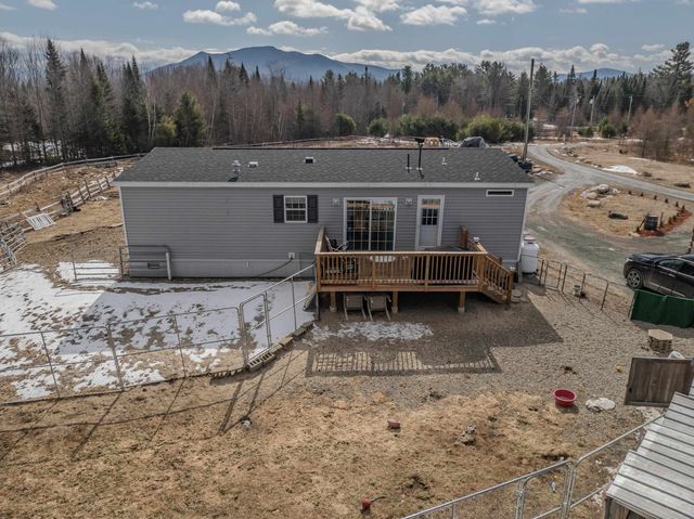 307 Jefferson Road, Whitefield, NH 03598