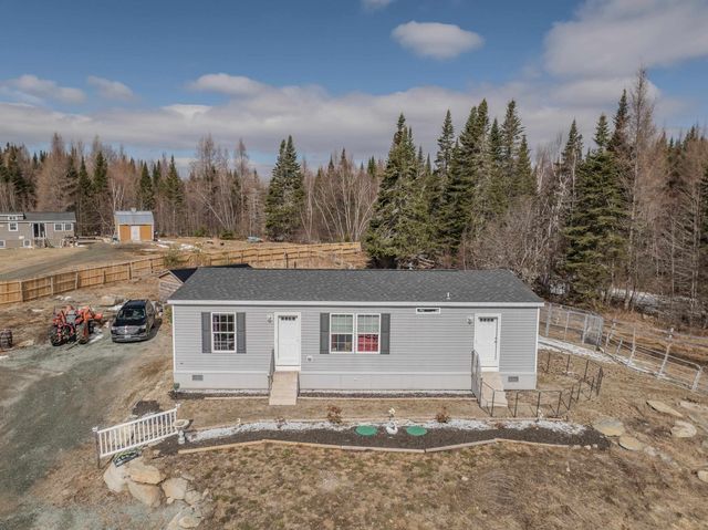 307 Jefferson Road, Whitefield, NH 03598