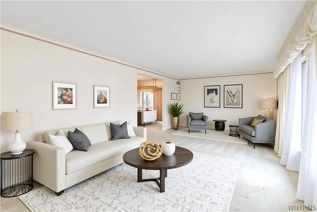 27 Summerview Road, Amherst, NY 14221