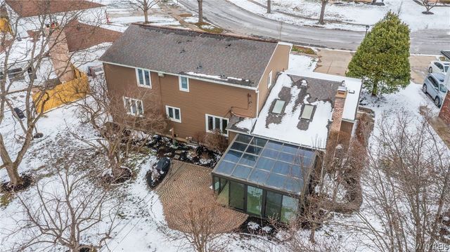 27 Summerview Road, Amherst, NY 14221