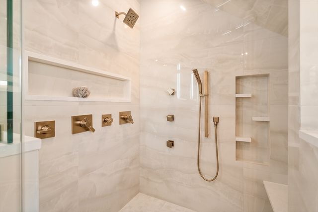 71 Greenough Street 2, Brookline, MA 02445