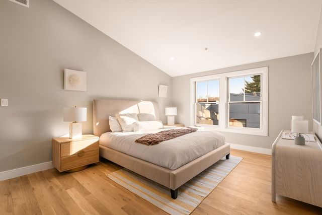 71 Greenough Street 2, Brookline, MA 02445