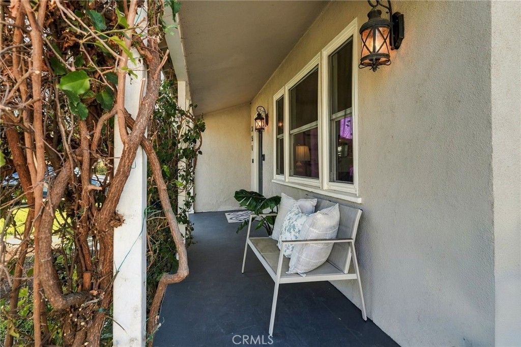 351 W Elm Avenue, Burbank, CA 91506 — photo 4