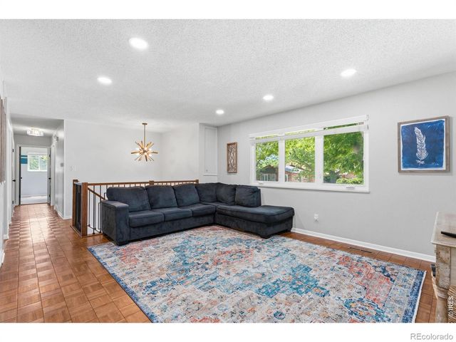2930 Alamosa Court, Loveland, CO 80538