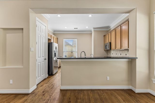 9101 Harbor Hills Drive, Houston, TX 77054