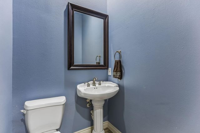 9101 Harbor Hills Drive, Houston, TX 77054