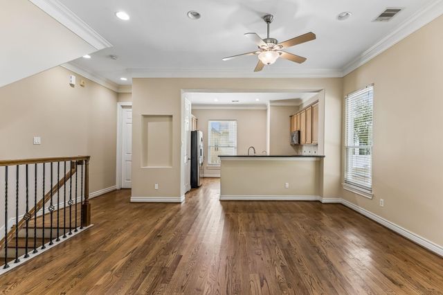 9101 Harbor Hills Drive, Houston, TX 77054
