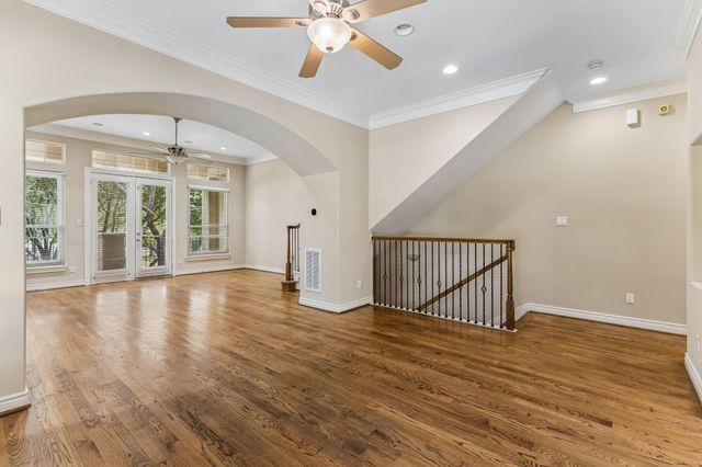 9101 Harbor Hills Drive, Houston, TX 77054